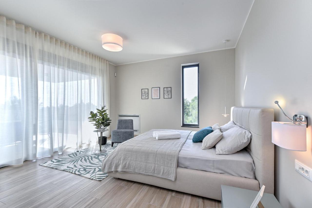 New Villa Tihi Otok Near The Beach Fazana Exterior photo