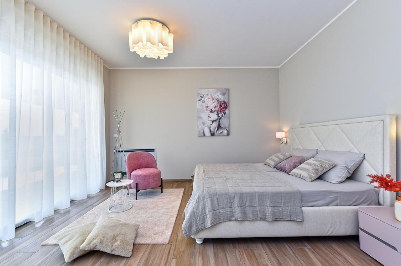 New Villa Tihi Otok Near The Beach Fazana Exterior photo