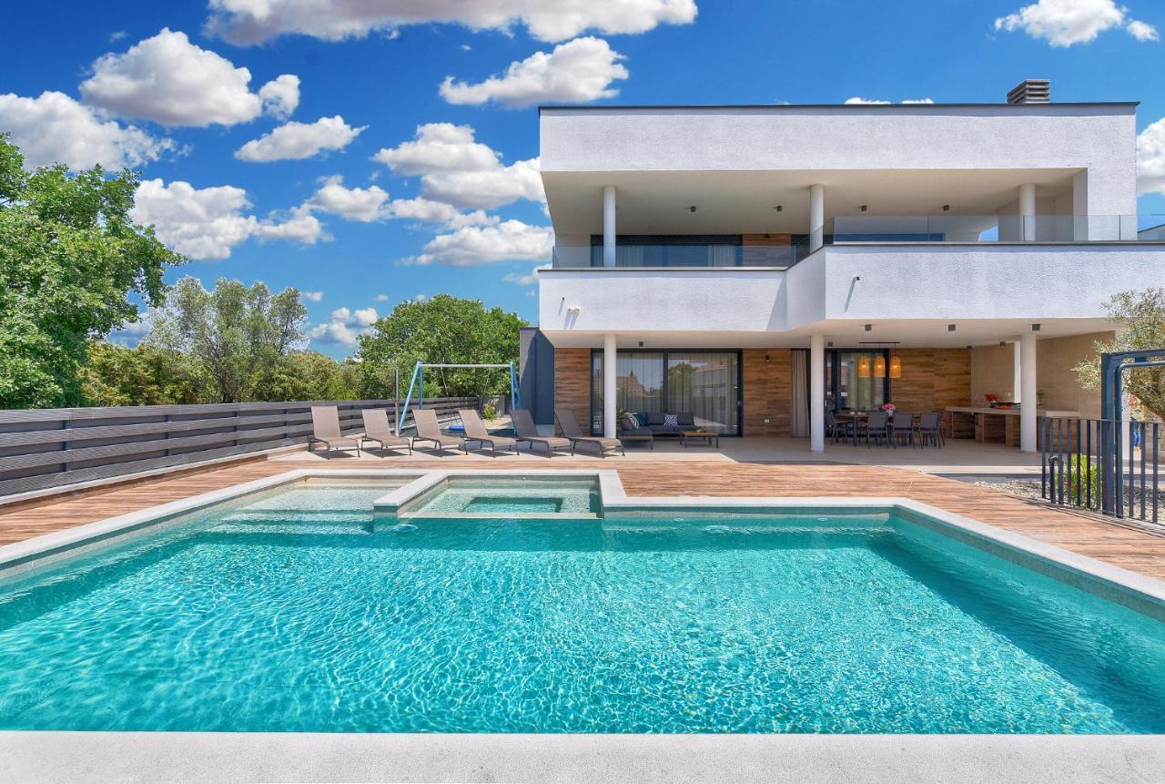 New Villa Tihi Otok Near The Beach Fazana Exterior photo